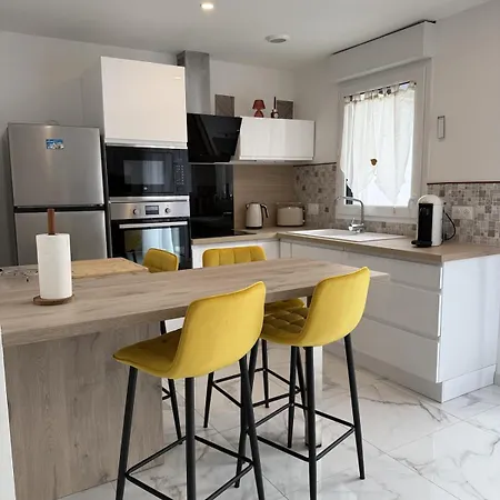 Cocon Climatisé Avec Terrasse Et Parking Privé - Disneyland à 10 Min Apartamento